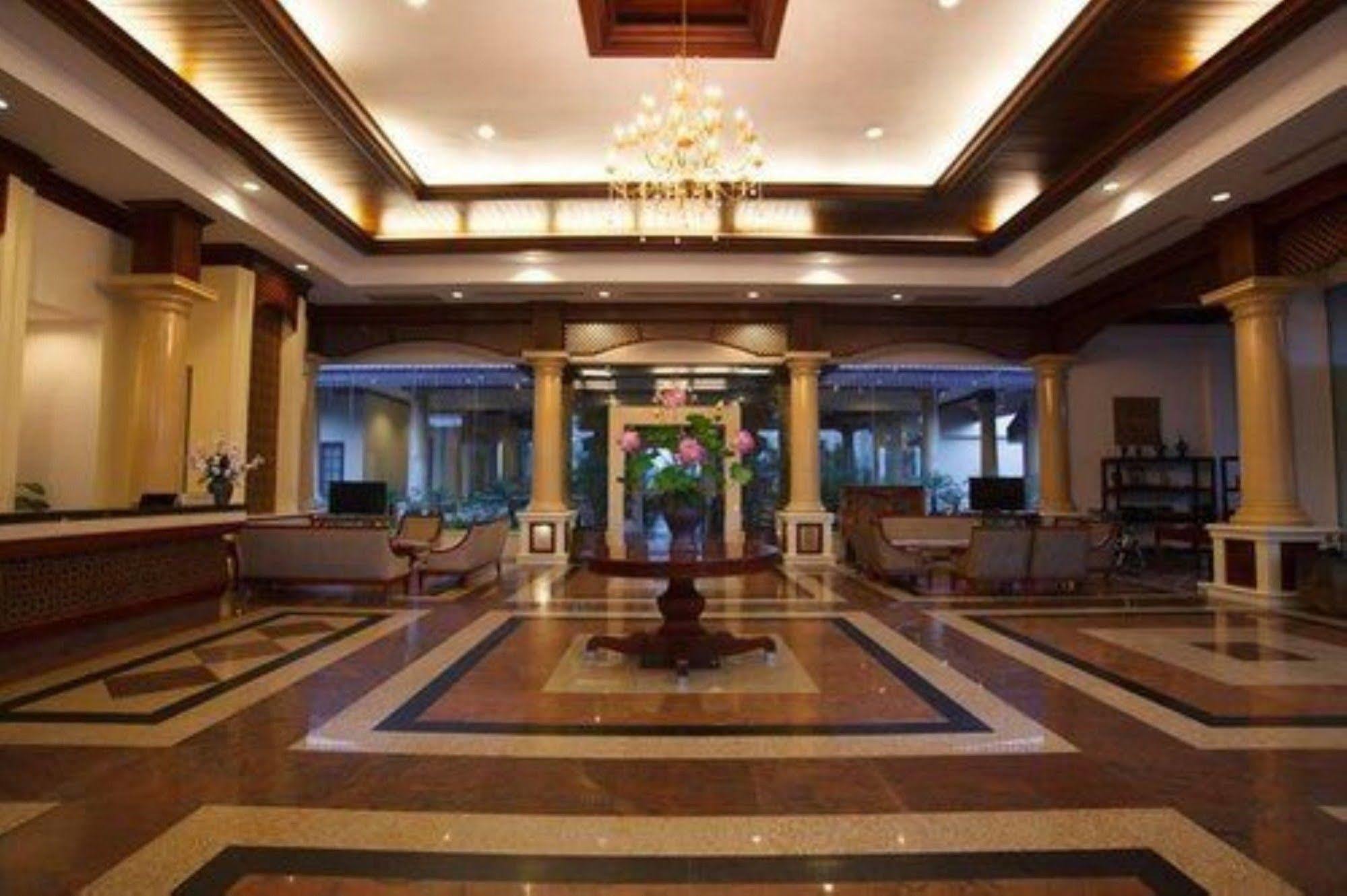 The Hotel Amara Nay Pyi Taw Naypyidaw Zewnętrze zdjęcie